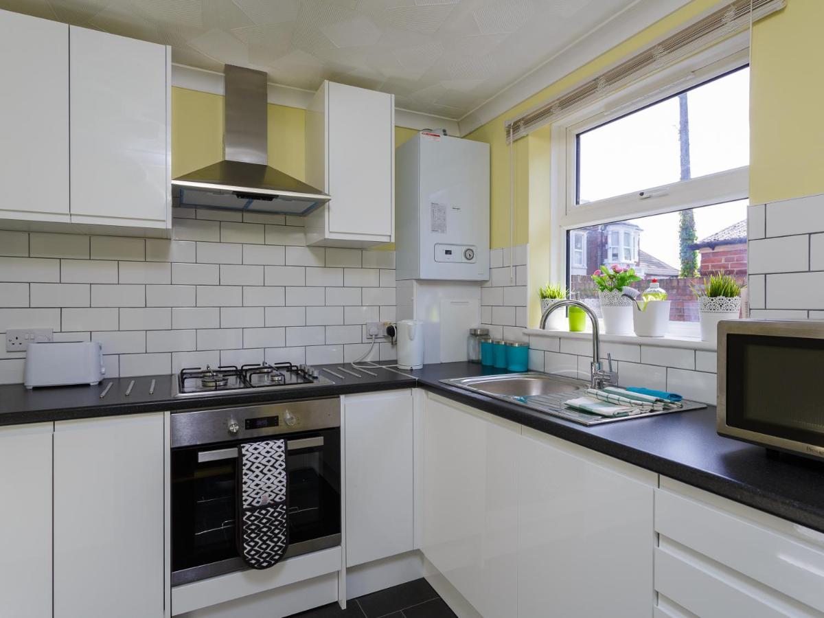 Stopover At Lowcay Apartment D With Allocated Parking Portsmouth Exterior foto