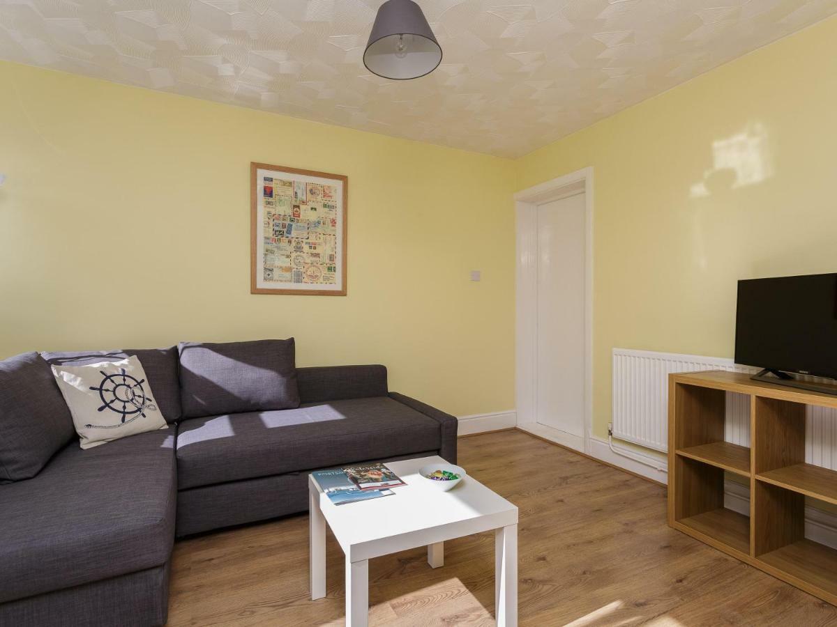 Stopover At Lowcay Apartment D With Allocated Parking Portsmouth Exterior foto